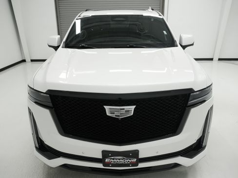 Used 2021 Cadillac Escalade Sport w/ Driver Assist Tech Package image 2