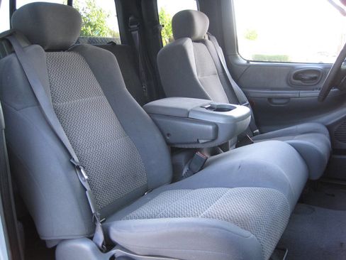 Used 2003 Ford F150 XLT RWD image 25