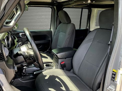 Used 2022 Jeep Wrangler Unlimited Sport AWD/4WD image 13