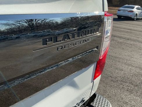 Used 2019 Nissan Titan Platinum Reserve w/ Platinum Utility Package image 17