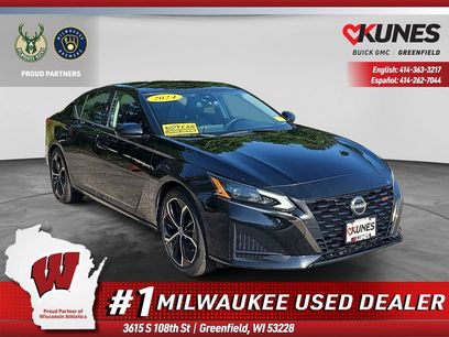 Used 2024 Nissan Altima 2.5 SR