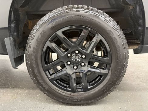 Used 2023 Chevrolet Silverado 1500 RST w/ Z71 Off-Road Package AWD/4WD image 19