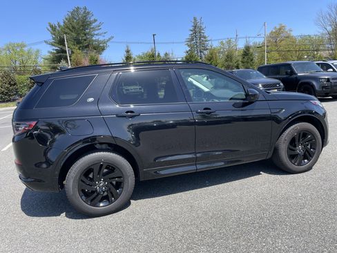 Used 2025 Land Rover Discovery Sport S AWD/4WD image 7