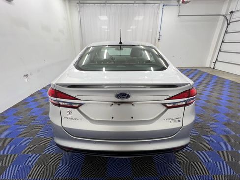 Used 2018 Ford Fusion Titanium image 14