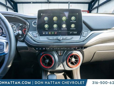 Used 2024 Chevrolet Blazer RS w/ Enhanced Convenience Package FWD image 8