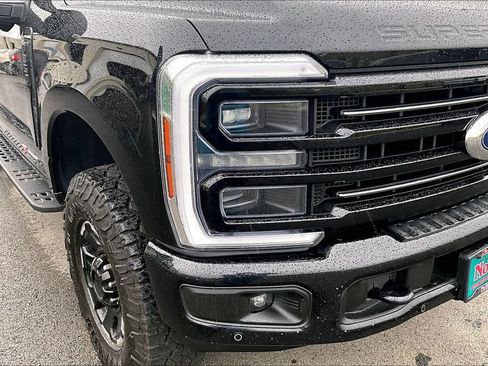 Used 2025 Ford F350 Platinum w/ Tremor Off-Road Package AWD/4WD image 30