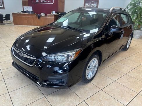 Used 2018 Subaru Impreza 2.0i Premium AWD/4WD image 1