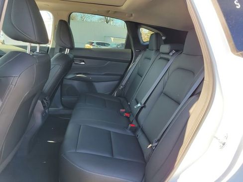 New 2025 Nissan Murano SL image 17