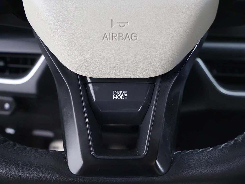 Used 2025 Kia K4 GT-Line Turbo FWD image 48
