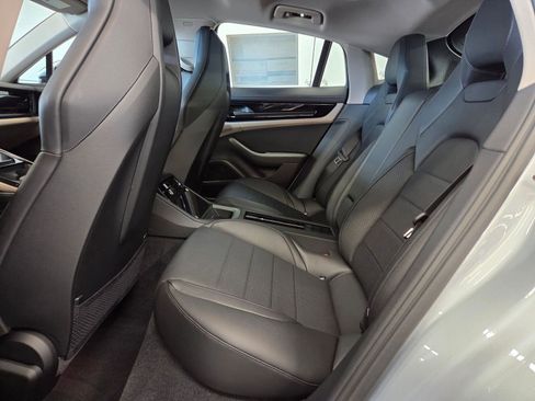 Certified 2026 Porsche Panamera RWD image 11