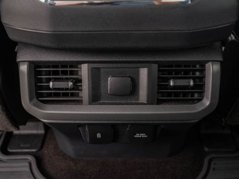 Certified 2022 Ford F150 Lariat AWD/4WD image 17