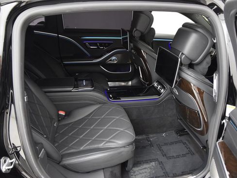 Used 2021 Mercedes-Benz Maybach S 580 4MATIC image 19