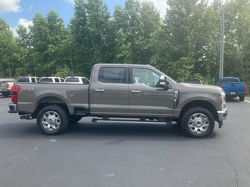 New 2026 Ford F350 Lariat w/ Chrome Package AWD/4WD image 4