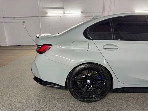 Used 2022 BMW M3 w/ Executive Package RWD image 9
