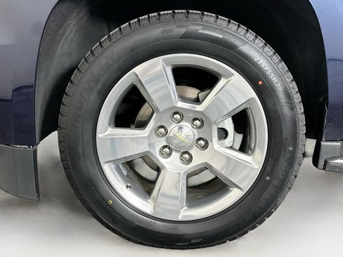 Used 2018 Chevrolet Tahoe Premier w/ Max Trailering Package AWD/4WD image 11