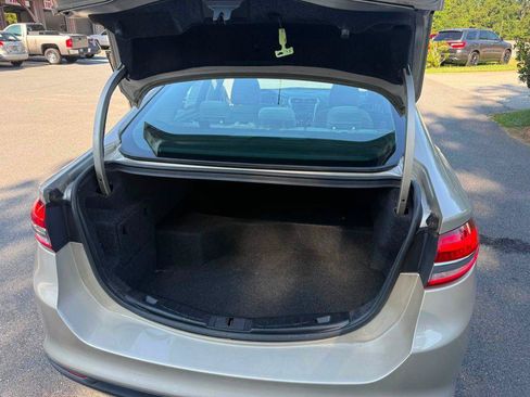 Used 2018 Ford Fusion S FWD image 28