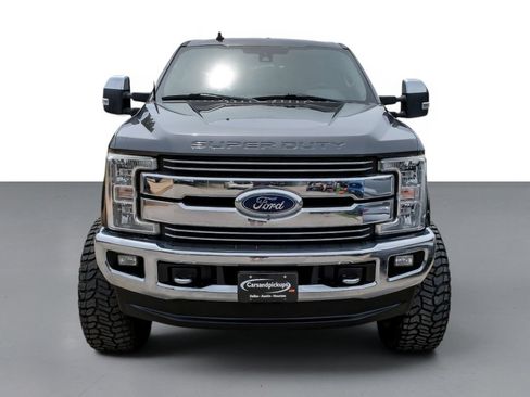 Used 2019 Ford F250 Lariat w/ Lariat Ultimate Package AWD/4WD image 48