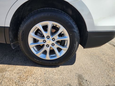 Used 2021 Chevrolet Equinox LT image 8