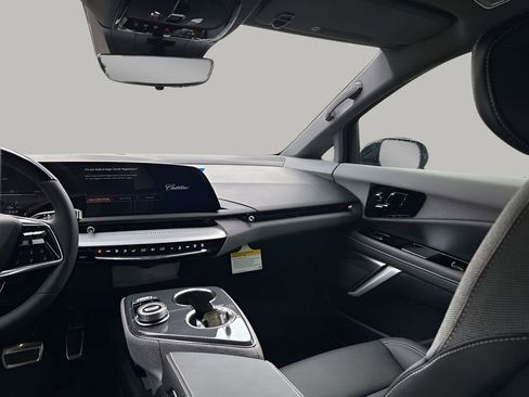 New 2026 Cadillac Optiq Sport 1 image 24