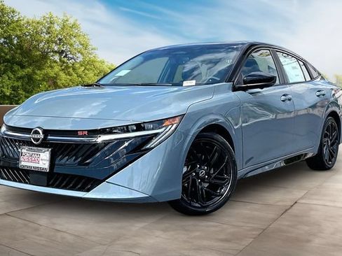 New 2027 Nissan Sentra SR w/ SR Premium Package FWD image 2