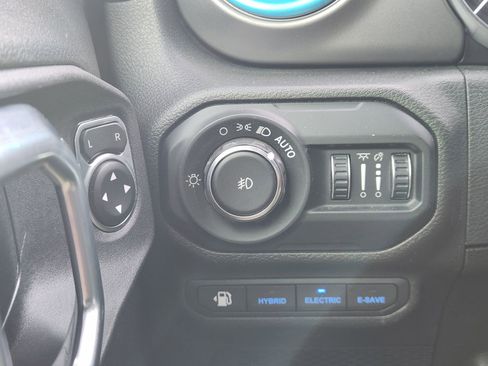 Used 2022 Jeep Wrangler Unlimited Rubicon 4xe w/ Steel Bumper Group image 22