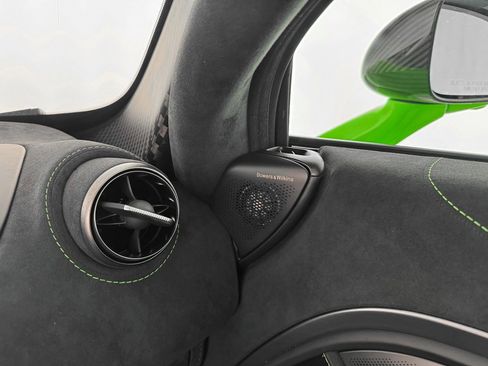 New 2026 McLaren 750S image 20