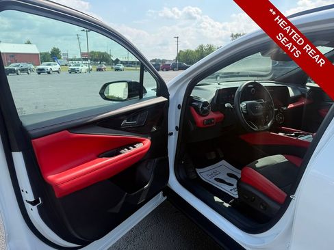 Used 2024 Chevrolet Blazer EV RS AWD/4WD image 11