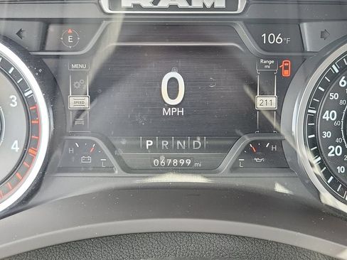 Used 2022 RAM 2500 Laramie AWD/4WD image 4