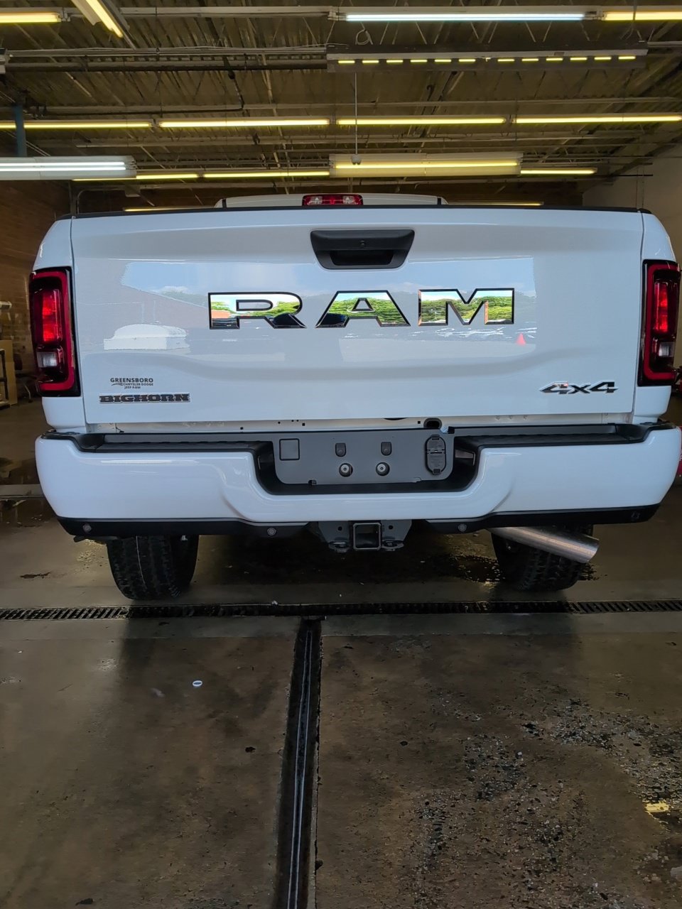 New 2027 RAM 3500 Big Horn AWD/4WD image 11
