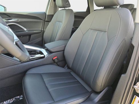 New 2025 Audi Q5 Premium image 15