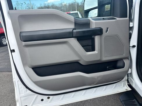 Used 2021 Ford F250 XL w/ Power Equipment Group RWD image 12