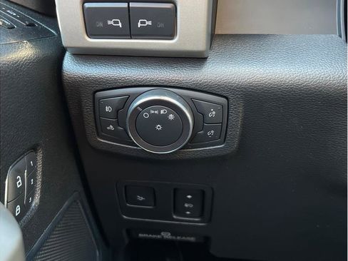 Used 2019 Ford F250 Lariat w/ Lariat Ultimate Package image 19