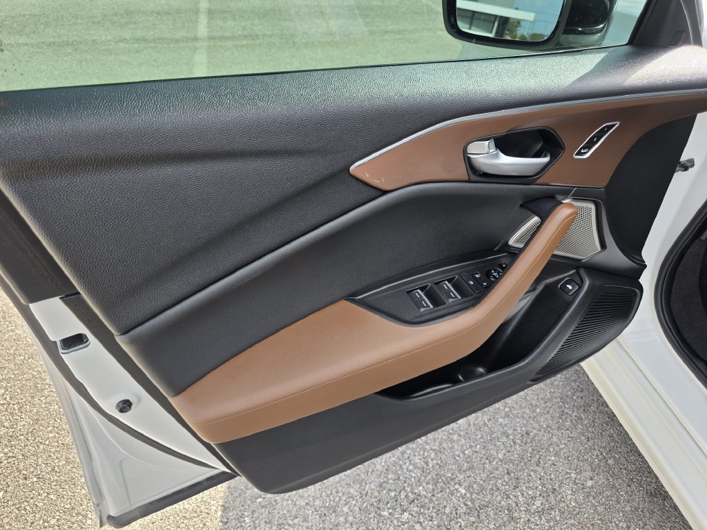Used 2022 Acura TLX w/ Technology Package FWD image 16