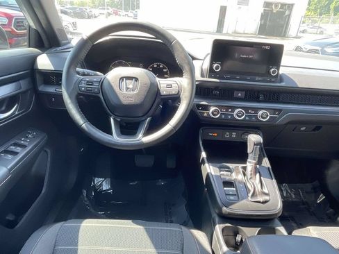 Used 2023 Honda CR-V Sport image 16