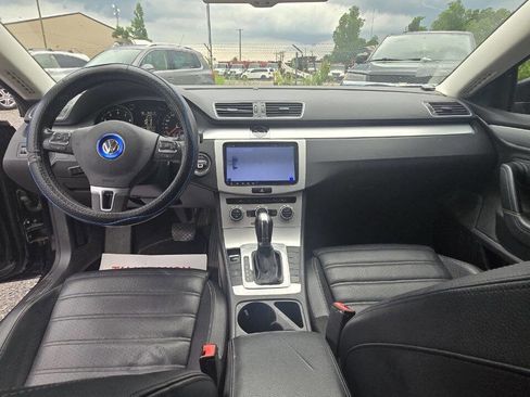 Used 2013 Volkswagen CC Sport image 13