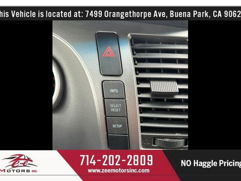 Used 2015 Toyota Sequoia SR5 w/ Premium Package AWD/4WD image 31