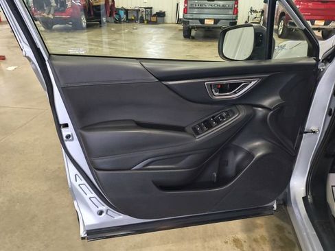 Used 2021 Subaru Forester Premium AWD/4WD image 21