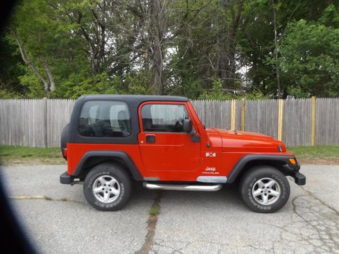 Used 2004 Jeep Wrangler X w/ Wheel Plus Group AWD/4WD image 6