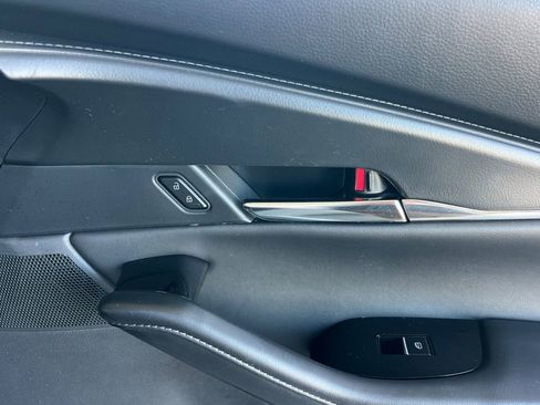 Certified 2025 MAZDA CX-30 AWD 2.5 S w/ Preferred Package image 22