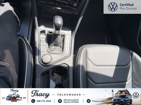 Used 2022 Volkswagen Tiguan SEL R-Line AWD/4WD image 19
