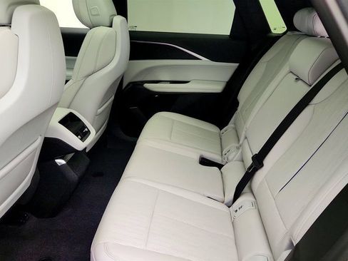 Used 2025 Cadillac Lyriq Luxury RWD image 20