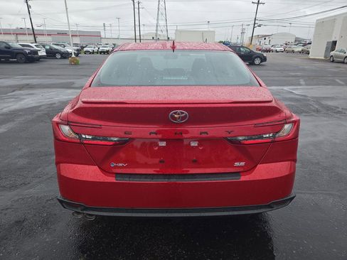 New 2026 Toyota Camry SE FWD image 4
