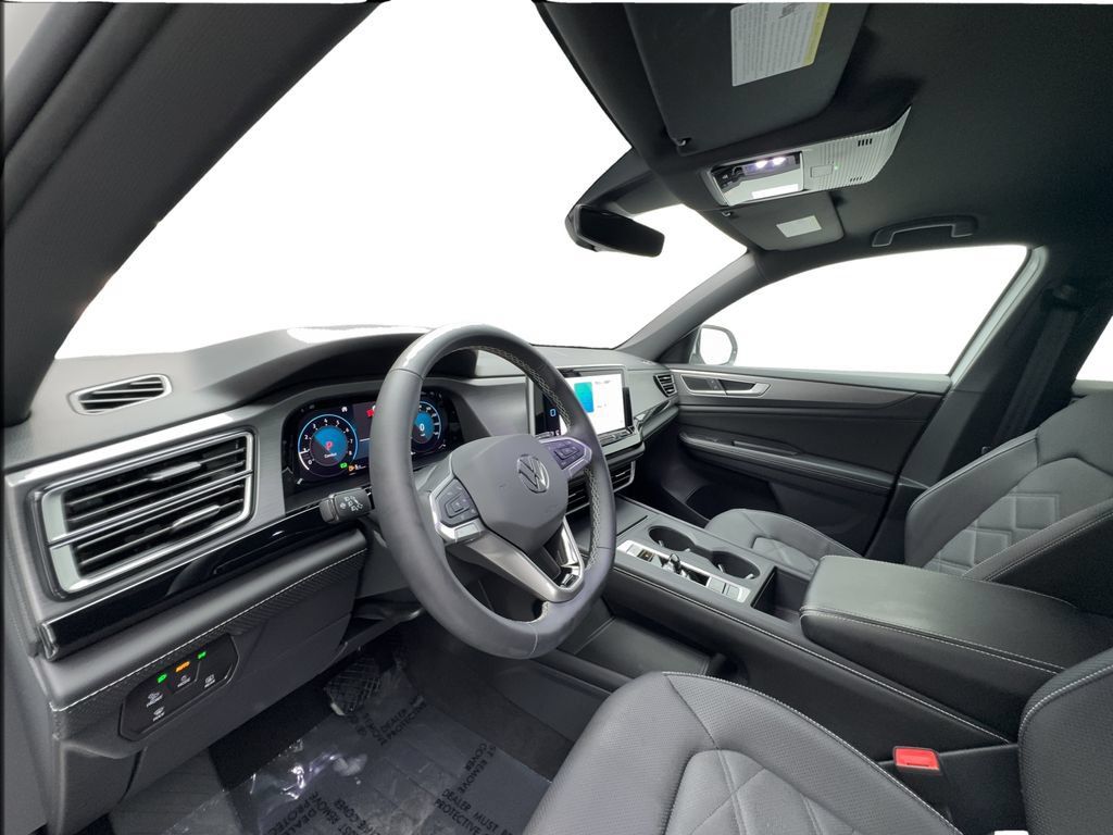 Used 2024 Volkswagen Atlas Cross Sport SE FWD image 20