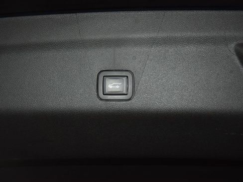Used 2024 Chevrolet Tahoe High Country w/ Premium Package AWD/4WD image 24