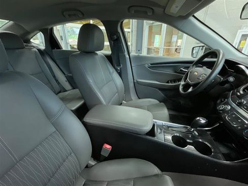 Used 2019 Chevrolet Impala LS FWD image 28