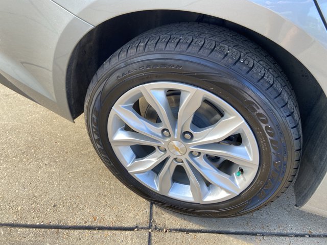 Used 2024 Chevrolet Malibu LT FWD image 31