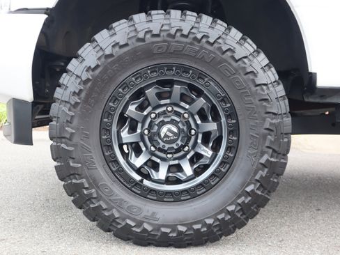 Used 2019 Ford F250 Limited w/ FX4 Off-Road Package AWD/4WD image 12