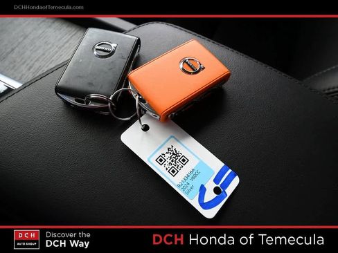 Used 2024 Volvo V60 B5 Cross Country Ultimate image 17