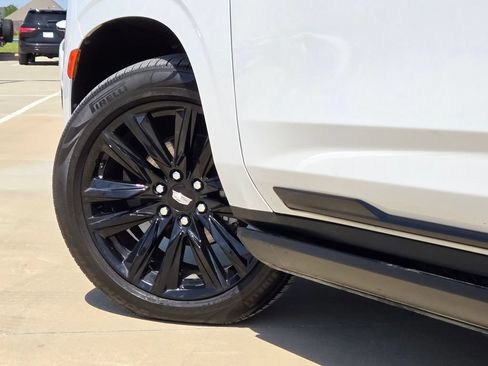 Used 2023 Cadillac Escalade Sport Platinum AWD/4WD image 32