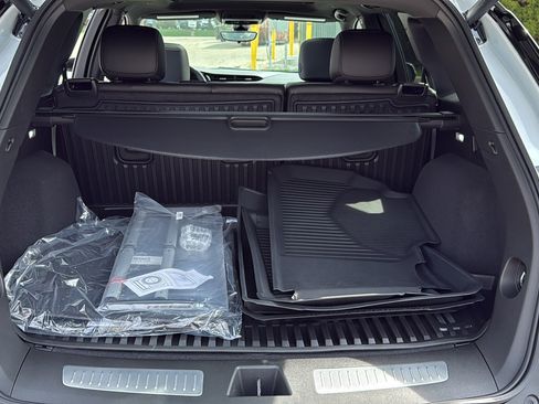 New 2026 Cadillac XT5 Sportv w/ LPO, Floor Liner Package image 35